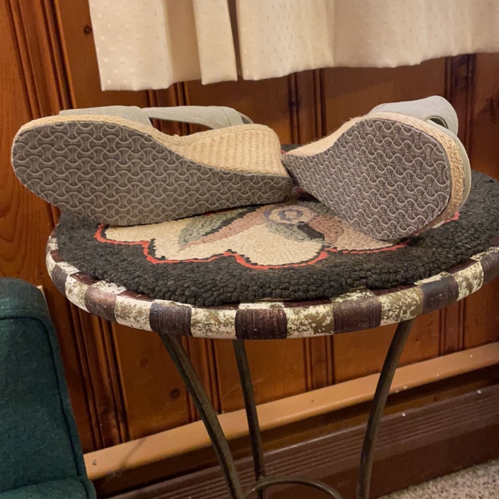Wedge sandals - Picture 2 of 5